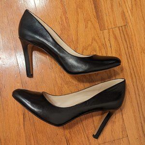 Nine West Round Toe Toe Pumps, Black Leather, Women's 10 / 10M, 3.5 Inch Heels